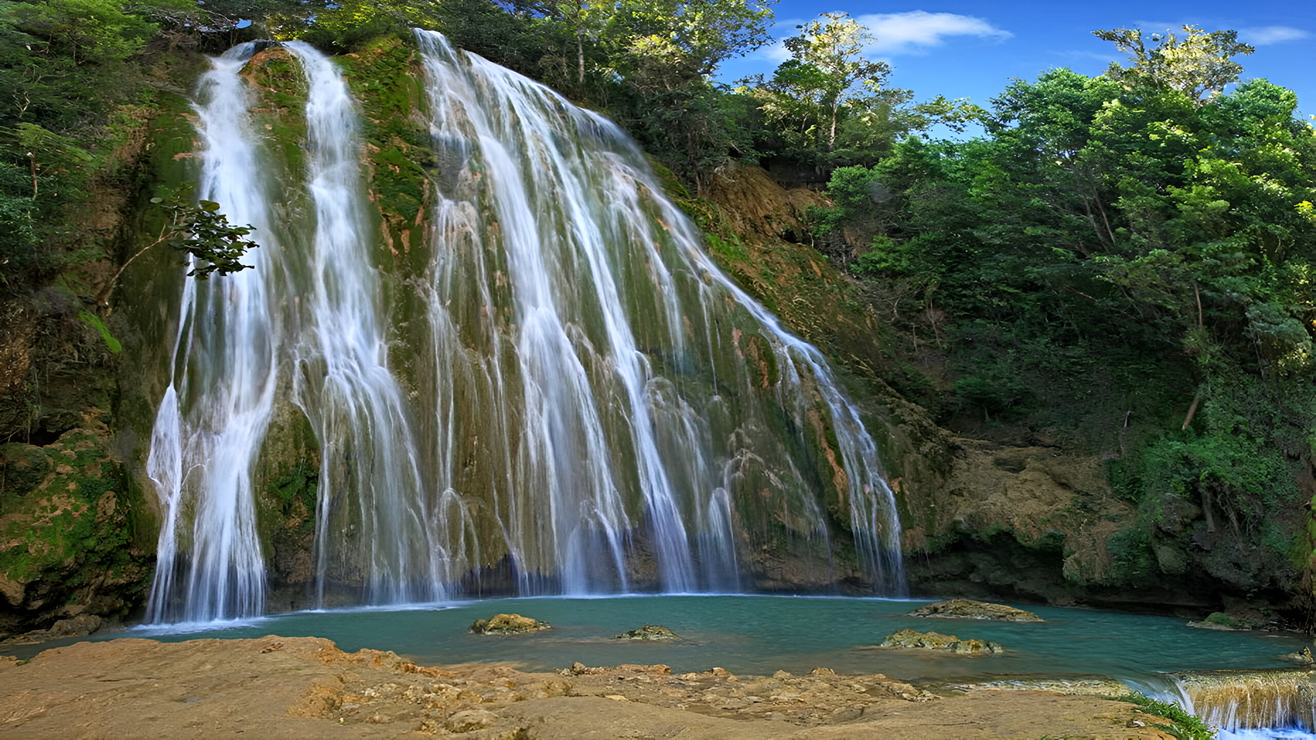 El Limón waterfall